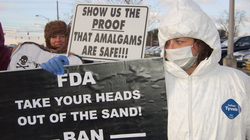 Play Peligro de amalgama dental: empastes de mercurio y salud humana